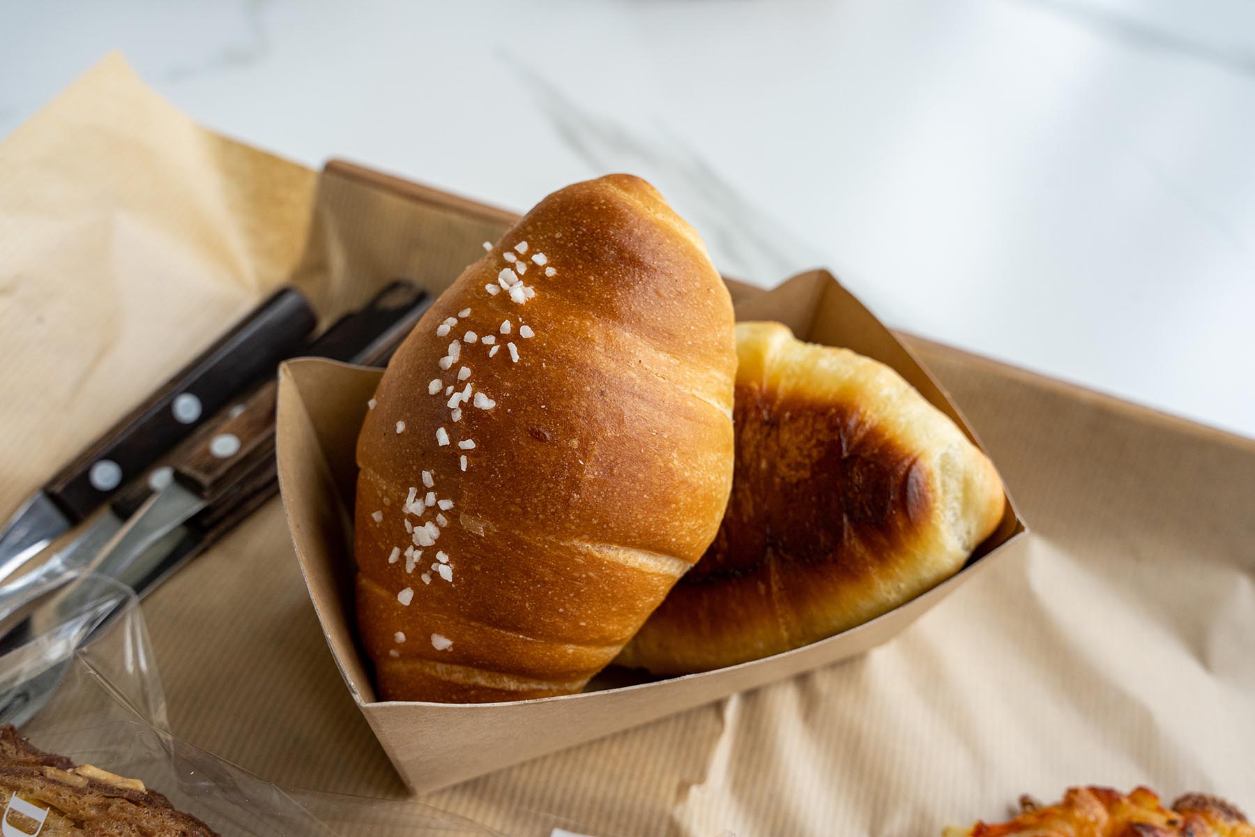 두루미 베이커리 카페 소금빵