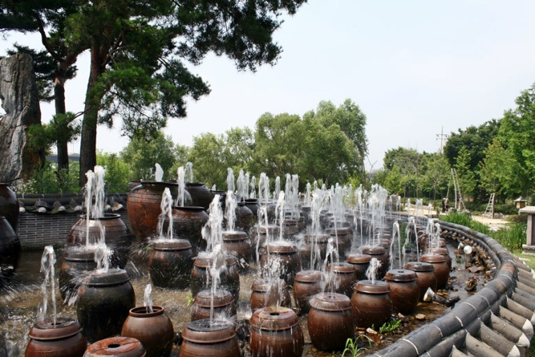 세미원 항아리 분수 사진