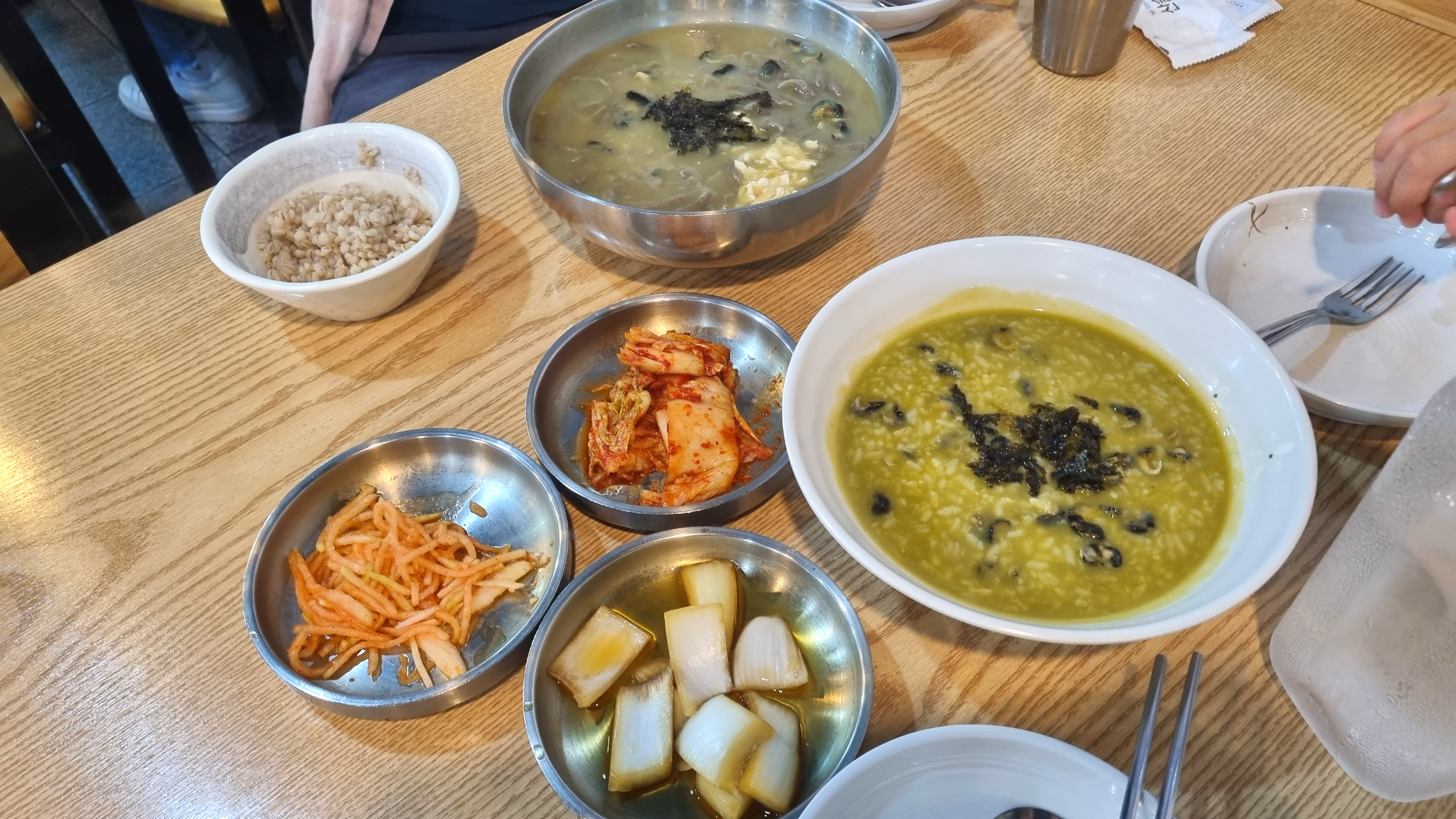 중문 수두리 보말 칼국수