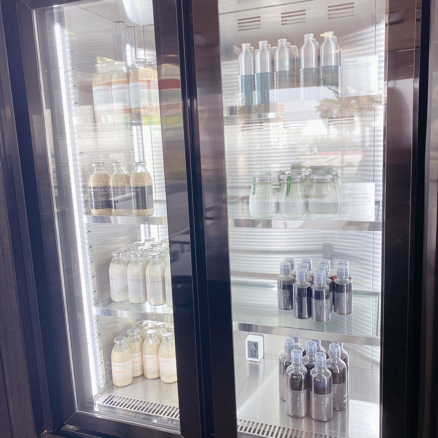 제주 이호테우 도두추억애거리 오션뷰 밀크티맛집 카페 진정성 종점