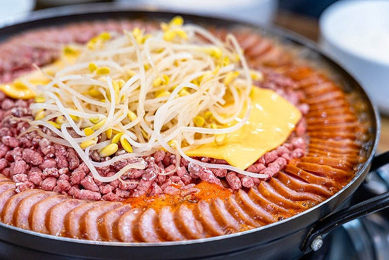 인계동 부대찌개집 '이나경 송탄부대찌개'