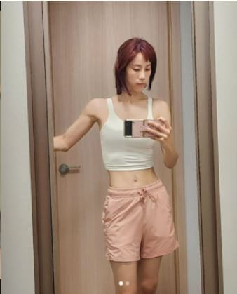 조민아