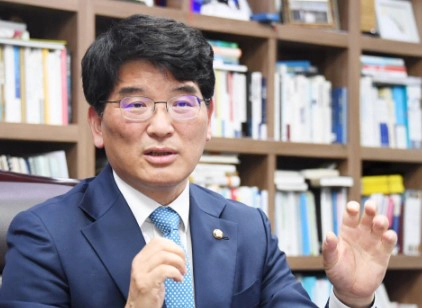 박완주 보좌관 성추행 공소장 내용 정리 및 박완주 국회의원 프로필