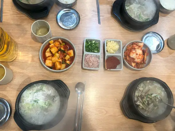 화천 시장 혜지네 순대국밥