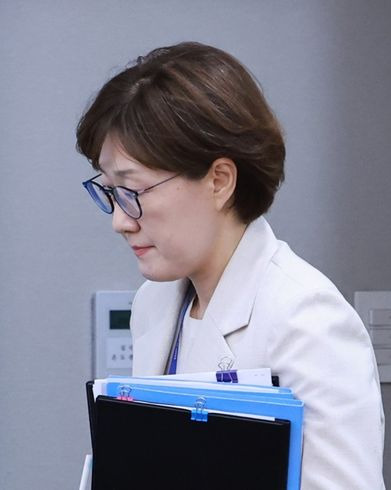 κΉνμ§ λΉμκ΄