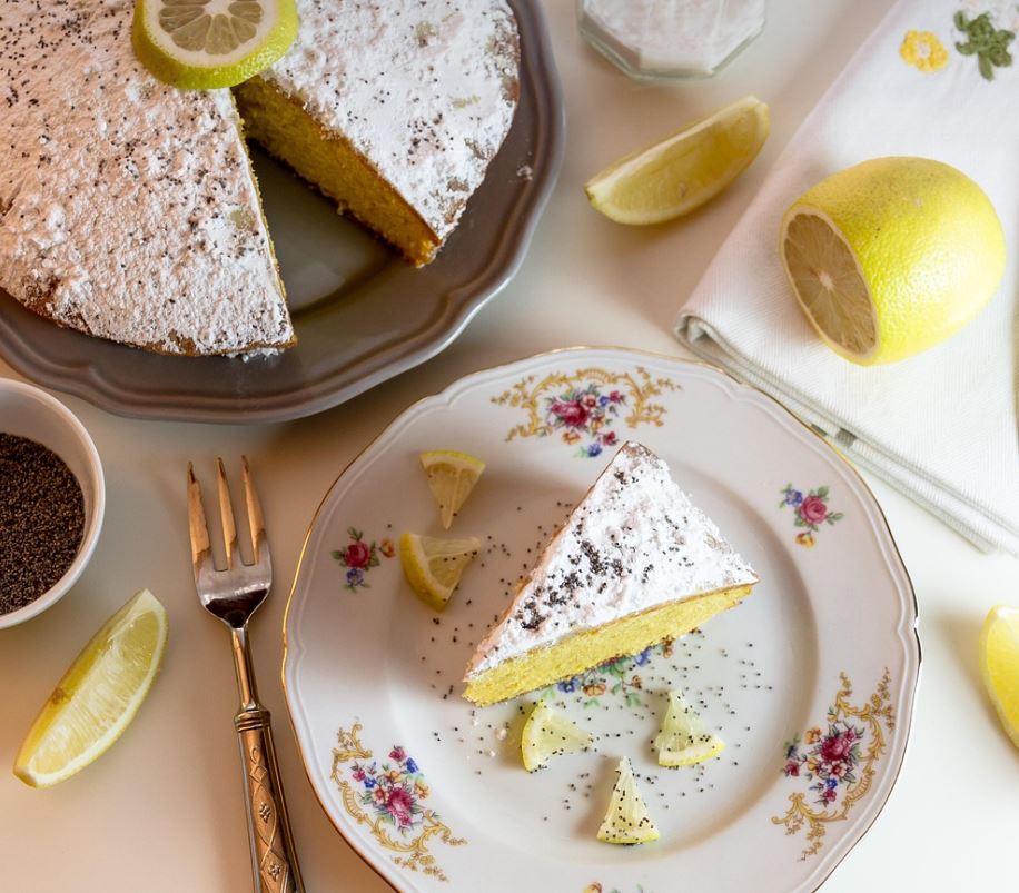 레몬 케이크 한조각