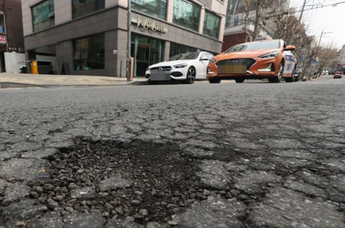 안양 포트홀 타이어 펑크 보상 신청