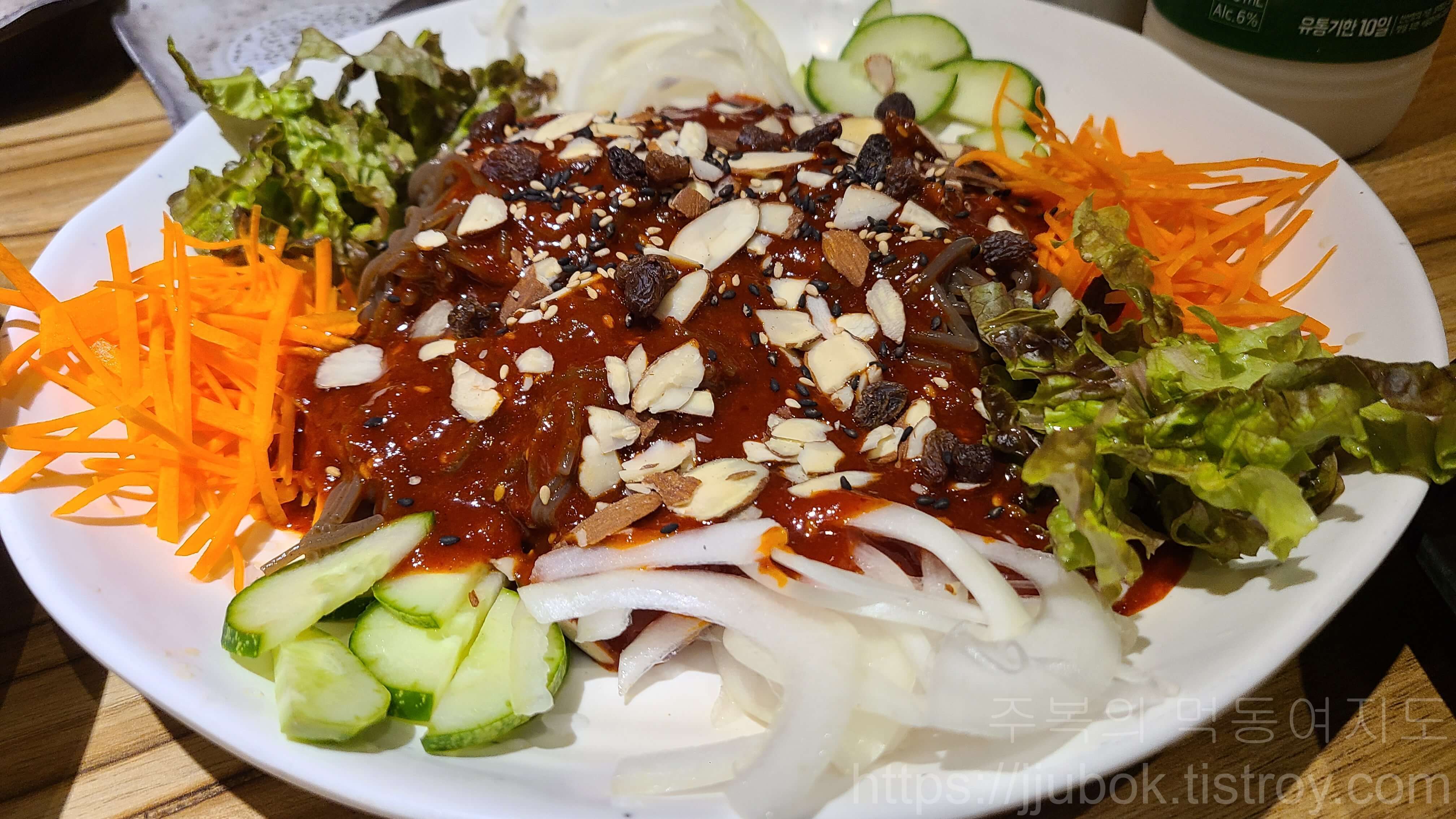 족이맛있는-사또족발-쟁반국수-4