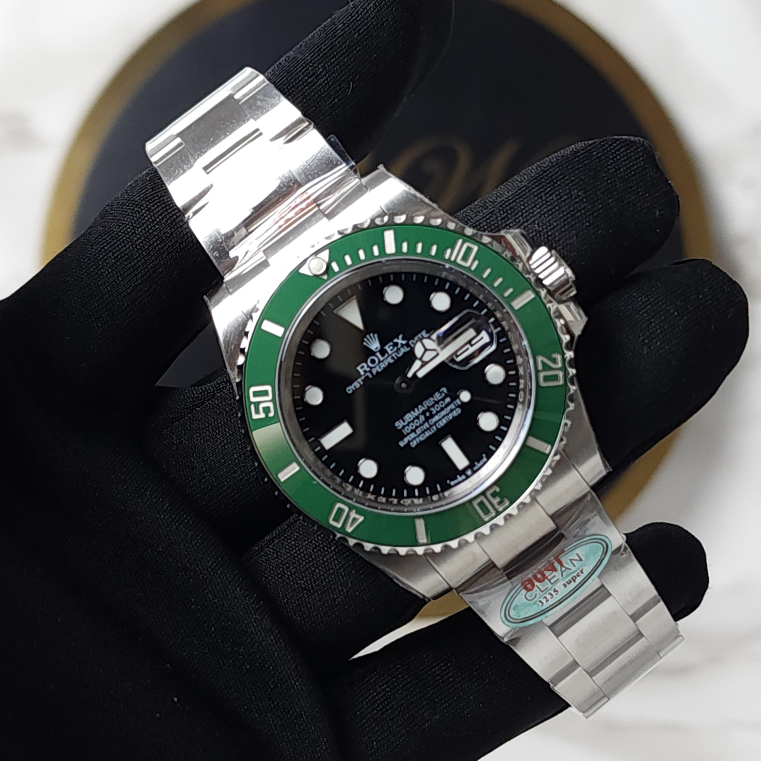 클린 로렉스 서브마리너 스타벅스