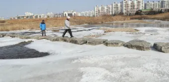 전주 한파 경보 아침 출근 길 미끄럼 주의 보행 요령_3