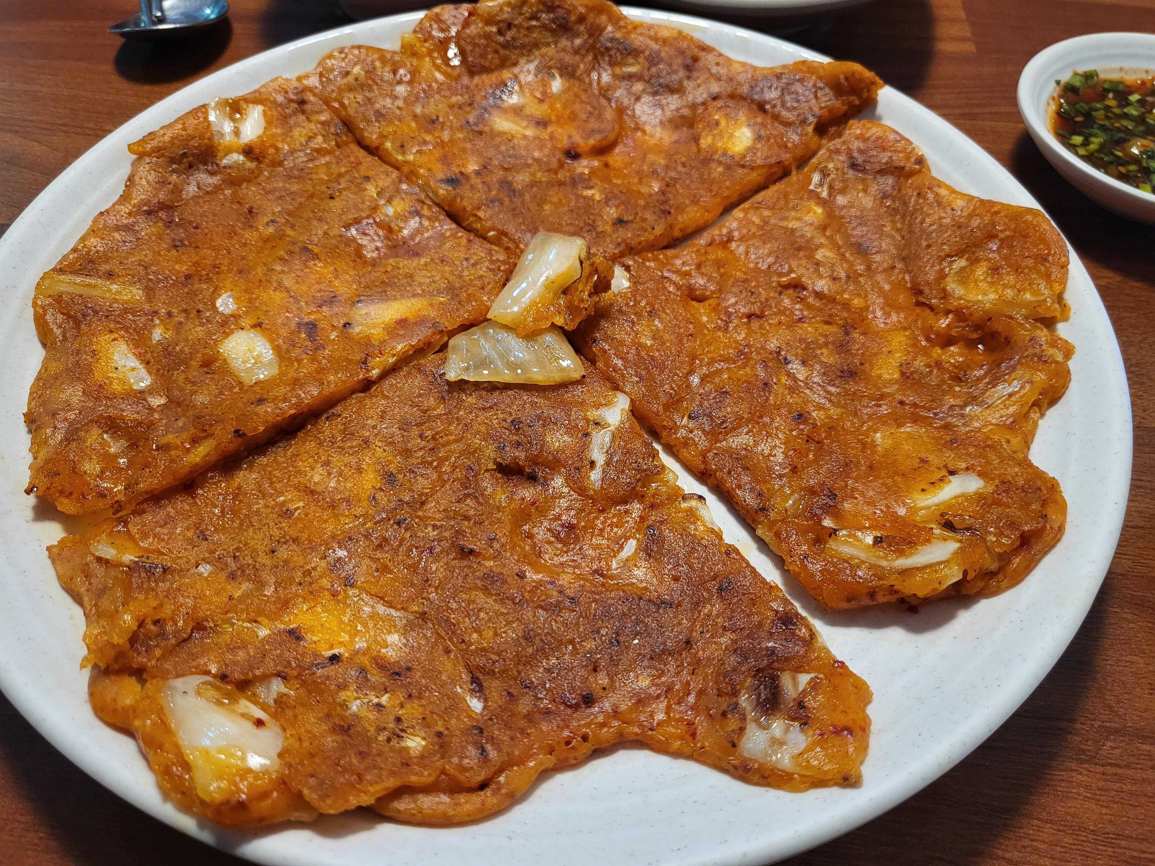 동대문녹두빈대떡 - 김치전1