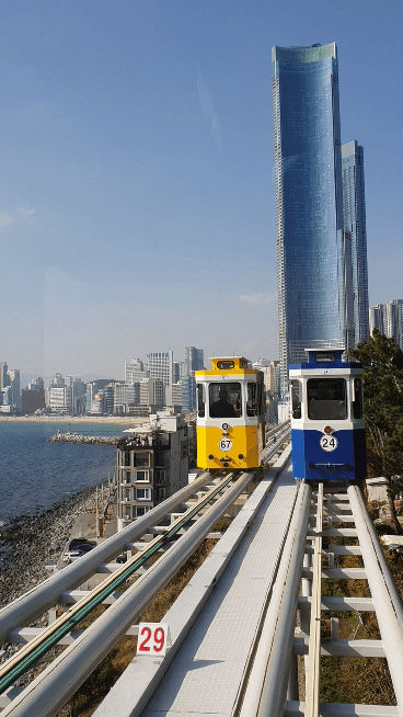 움직이는-캡슐-열차