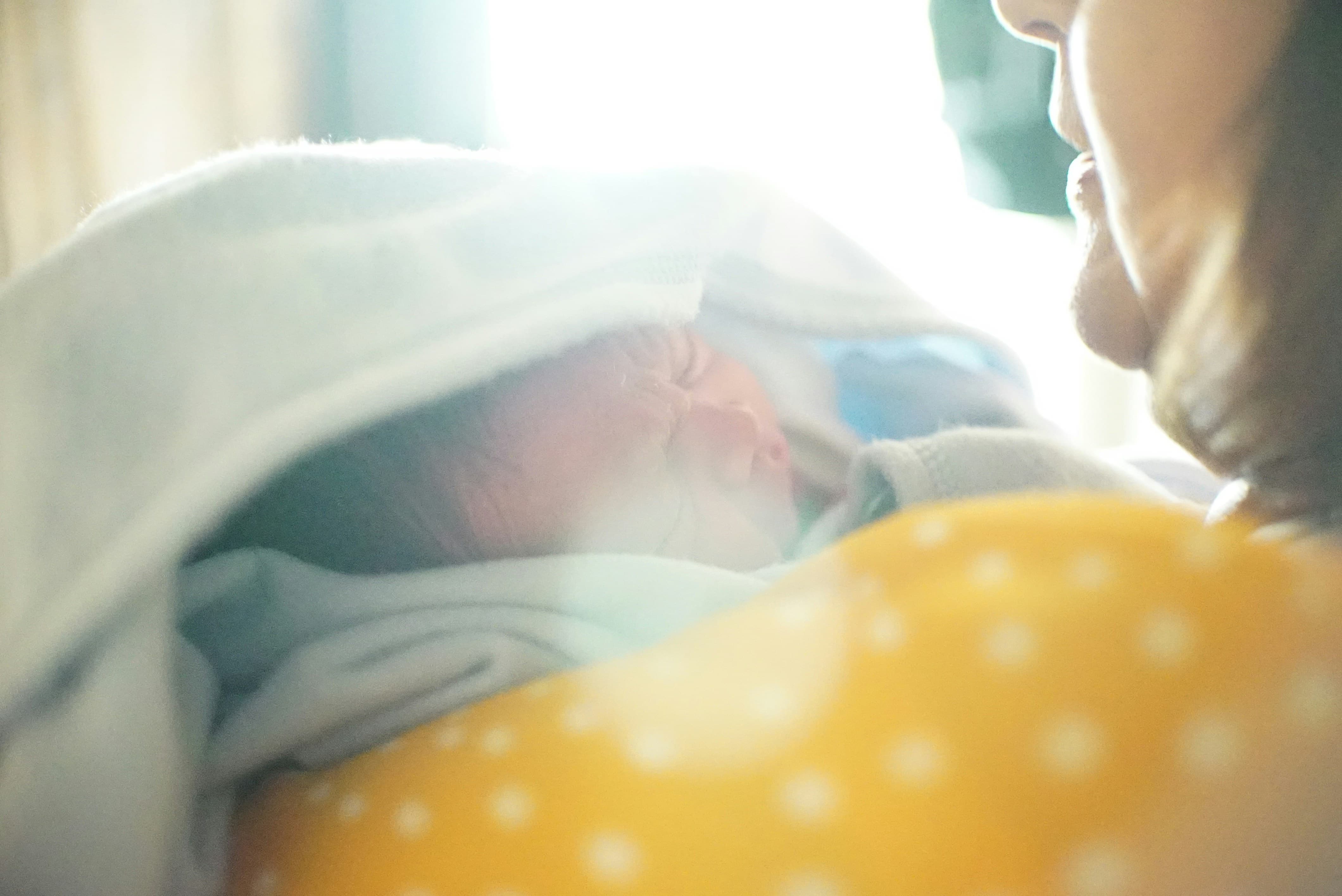 고용보험 미적용 여성 근로자 출산급여 신청방법