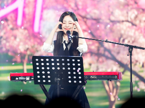 김봄