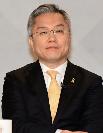 최강욱 프로필