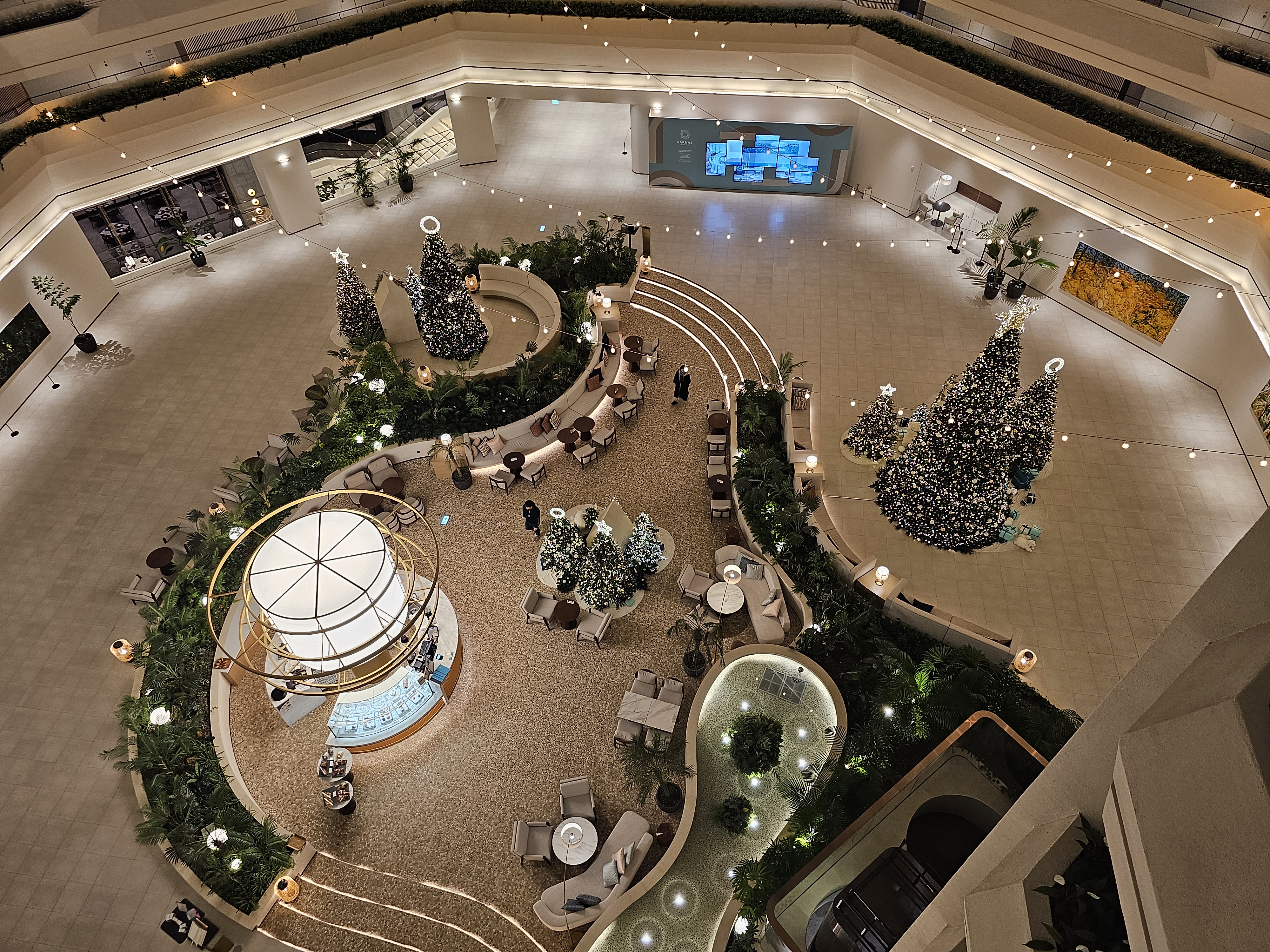 파르나스 호텔 제주 East동 로비 전경