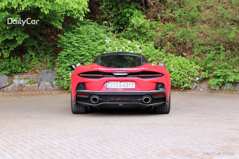 슈퍼카 ‘맥라렌 GT’