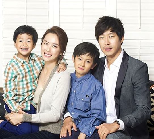 유준상 나이 프로필 뮤지컬 홍은희 근황 자녀