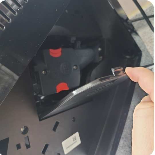 물통 제거 후 글라이더 세척