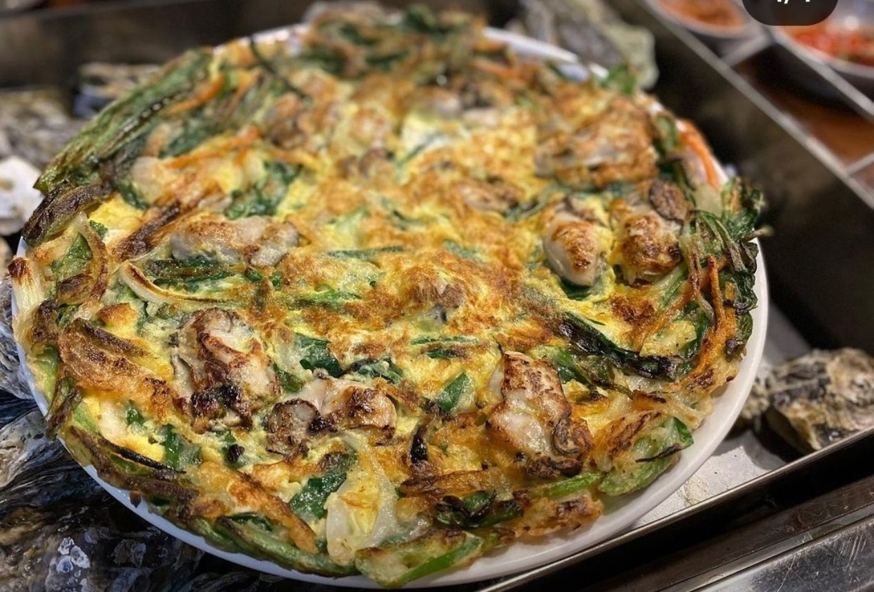 시흥 굴찜 맛집 통굴통굴 본점 리뷰 ❘ 겨울 별미 제대로 즐긴 후기 정리