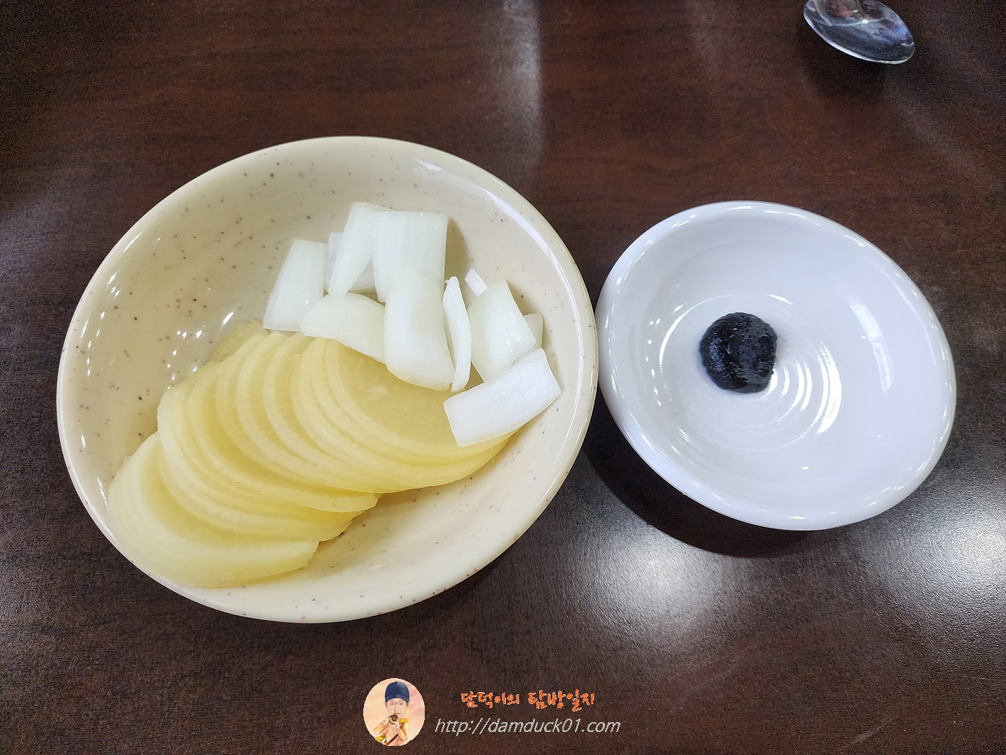 짜짜루 반찬