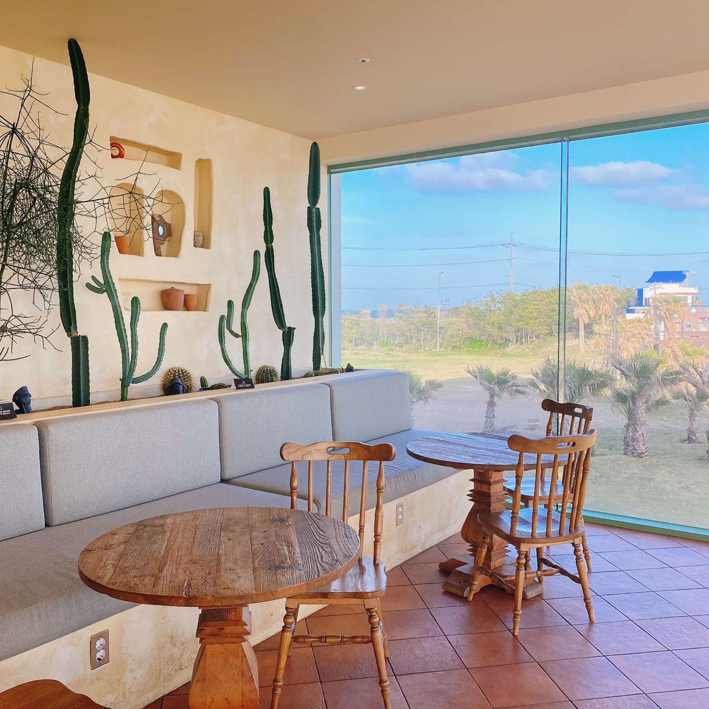 제주 성산 섭지코지 아쿠아플라넷 서귀피안 베이커리 카페