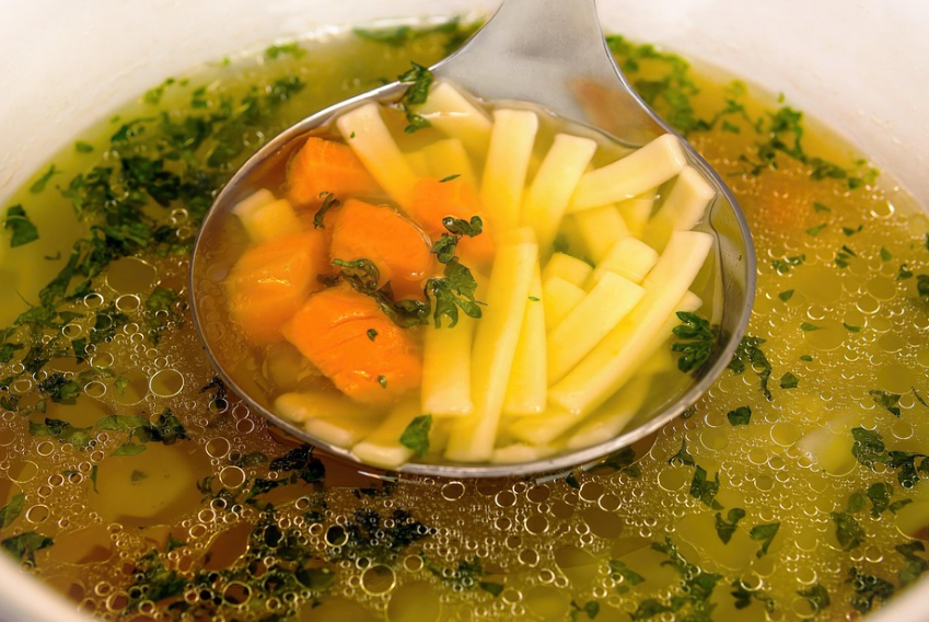 채소 육수: 건강하고 담백한 맛의 선택