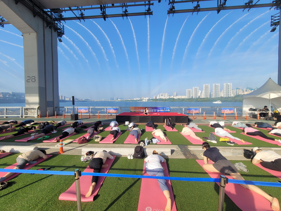 [5월~ 6월 축제]2025 차 없는 잠수교 뚜벅뚜벅 축제❘기간, 일정, 프로그램, 체험 공간 사전예약방법, 주변 즐길거리