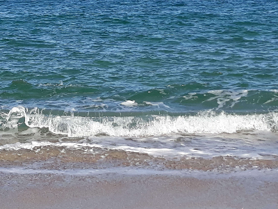 넘시 되는 동해 바다