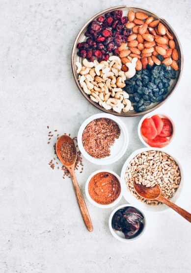 오곡밥과 정월대보름 나물 견과류