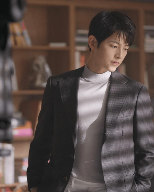 송중기