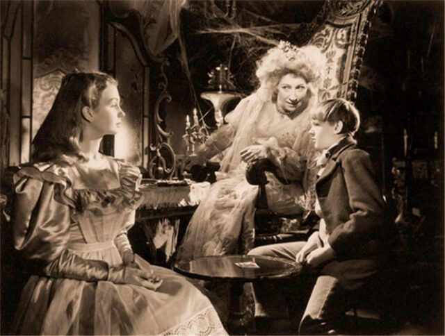 핍이 해비셤 부인의 양녀인 에스텔라를 만나는 장면