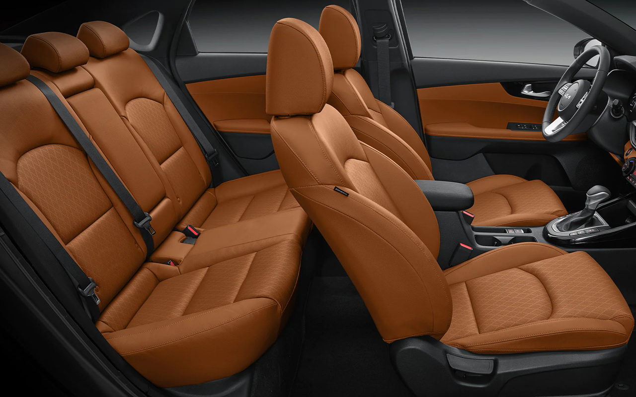 2024년형 기아K3 실내 시트 사진