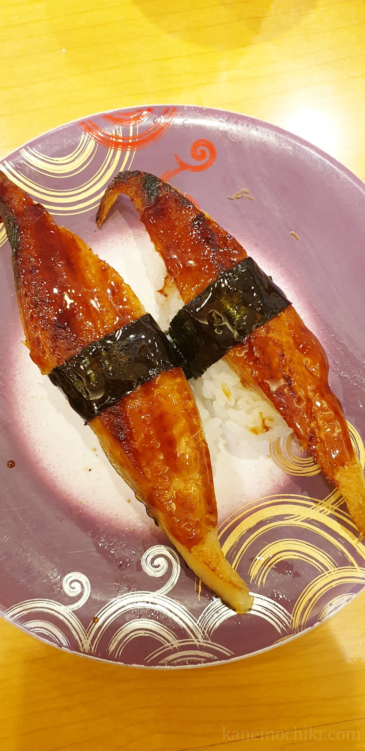 삿뽀로-초밥맛집-토리톤-장어초밥