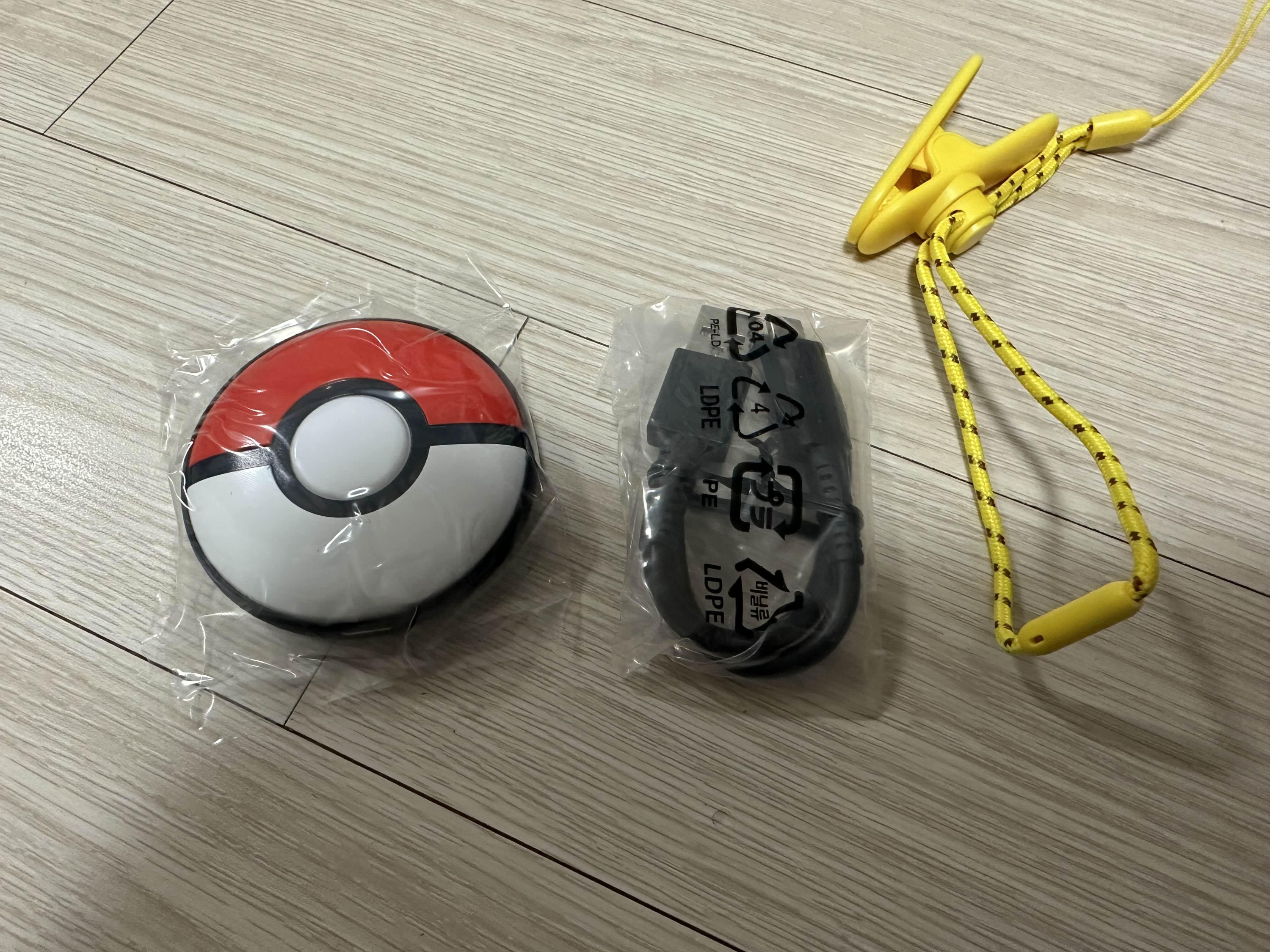 포켓몬고 플러스 + 구성품