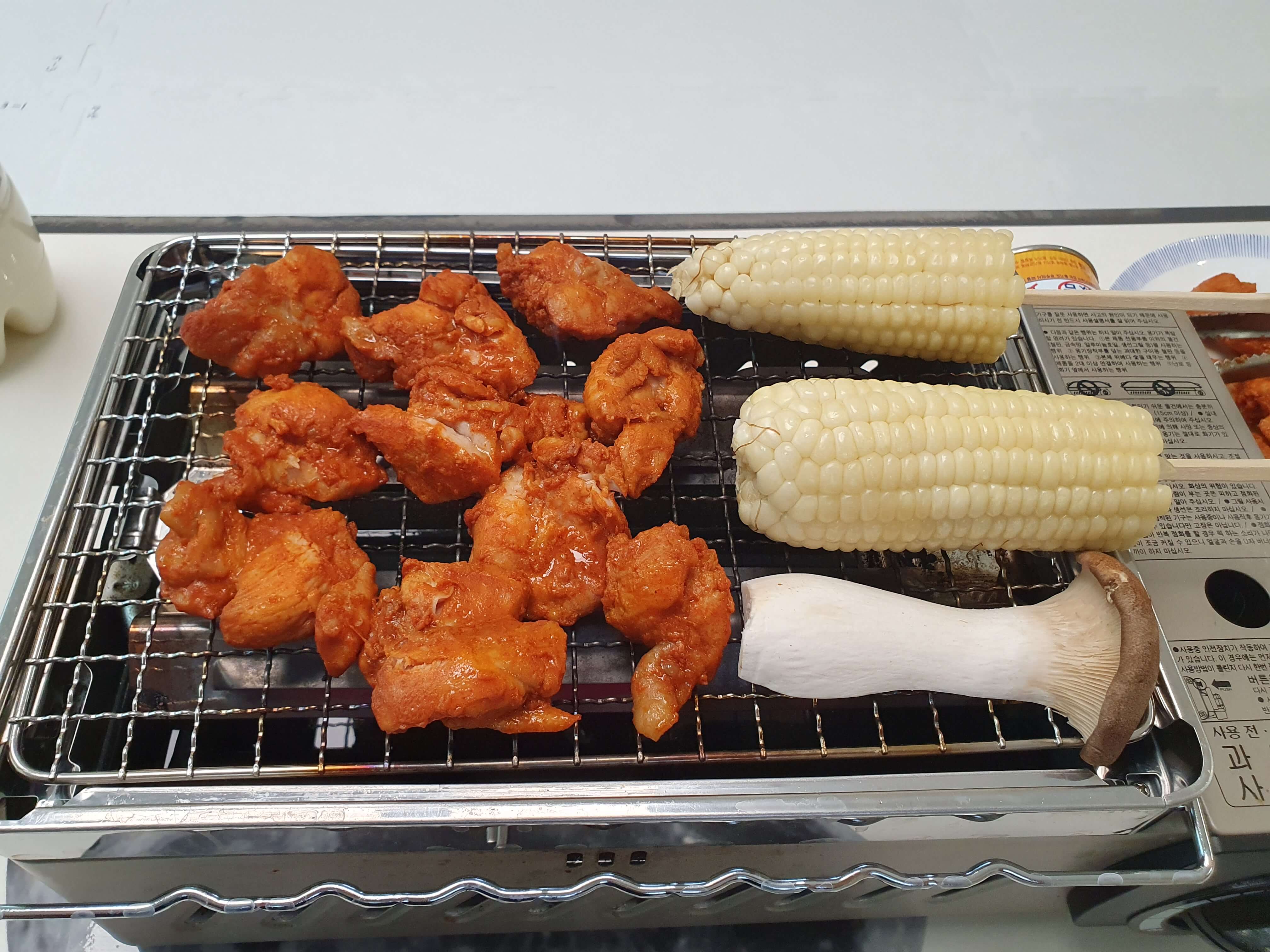 홈술-닭갈비, 옥수수구이, 송이버섯
