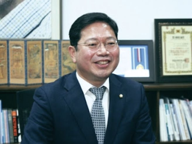김승원 법무부 장관 후보자 프로필: 나이 학력 고향 판사 출신 재선 의원의 검찰개혁 이력