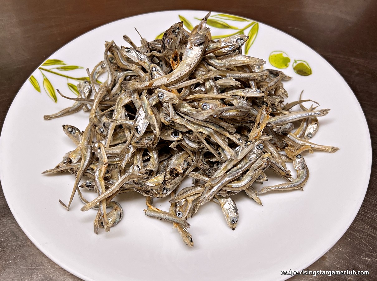 꽈리고추 멸치 볶음에 들어가는 멸치 두 줌