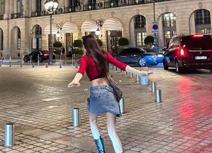 한소희 사복