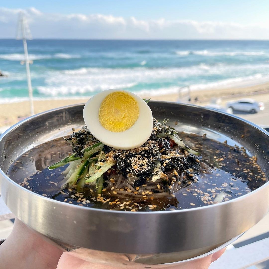 메밀골동해막국수