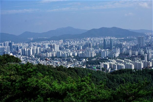안양 시가지, 모락산,