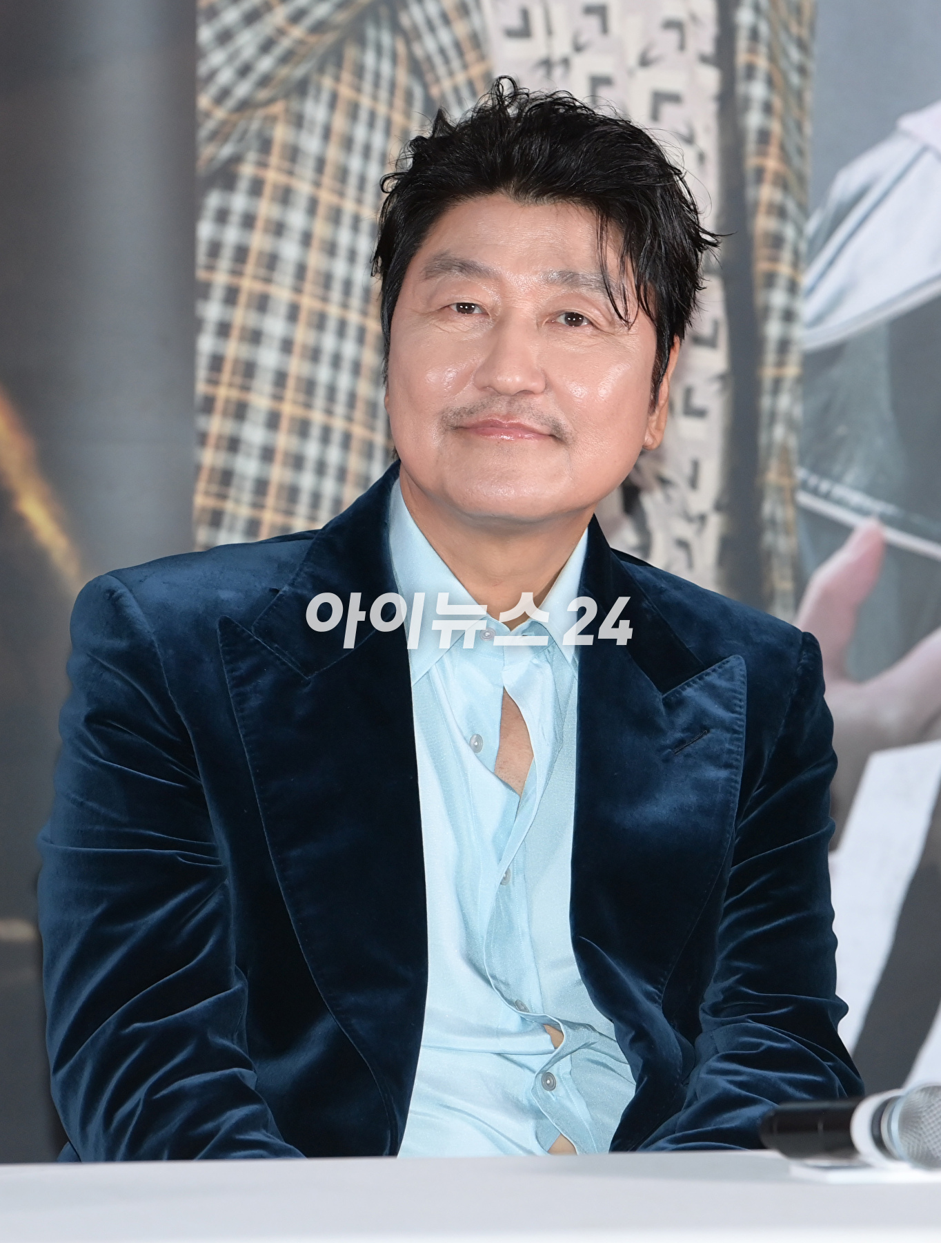 배우 송강호가 14일 오후 서울 강남구 삼성동 메가박스 코엑스에서 진행된 영화 '거미집'(감독 김지운) 언론시사회에 참석하고 있다. [사진=정소희 기자]