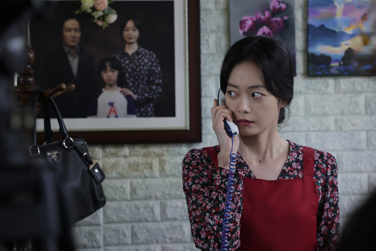 온리 갓 노우즈 에브리띵