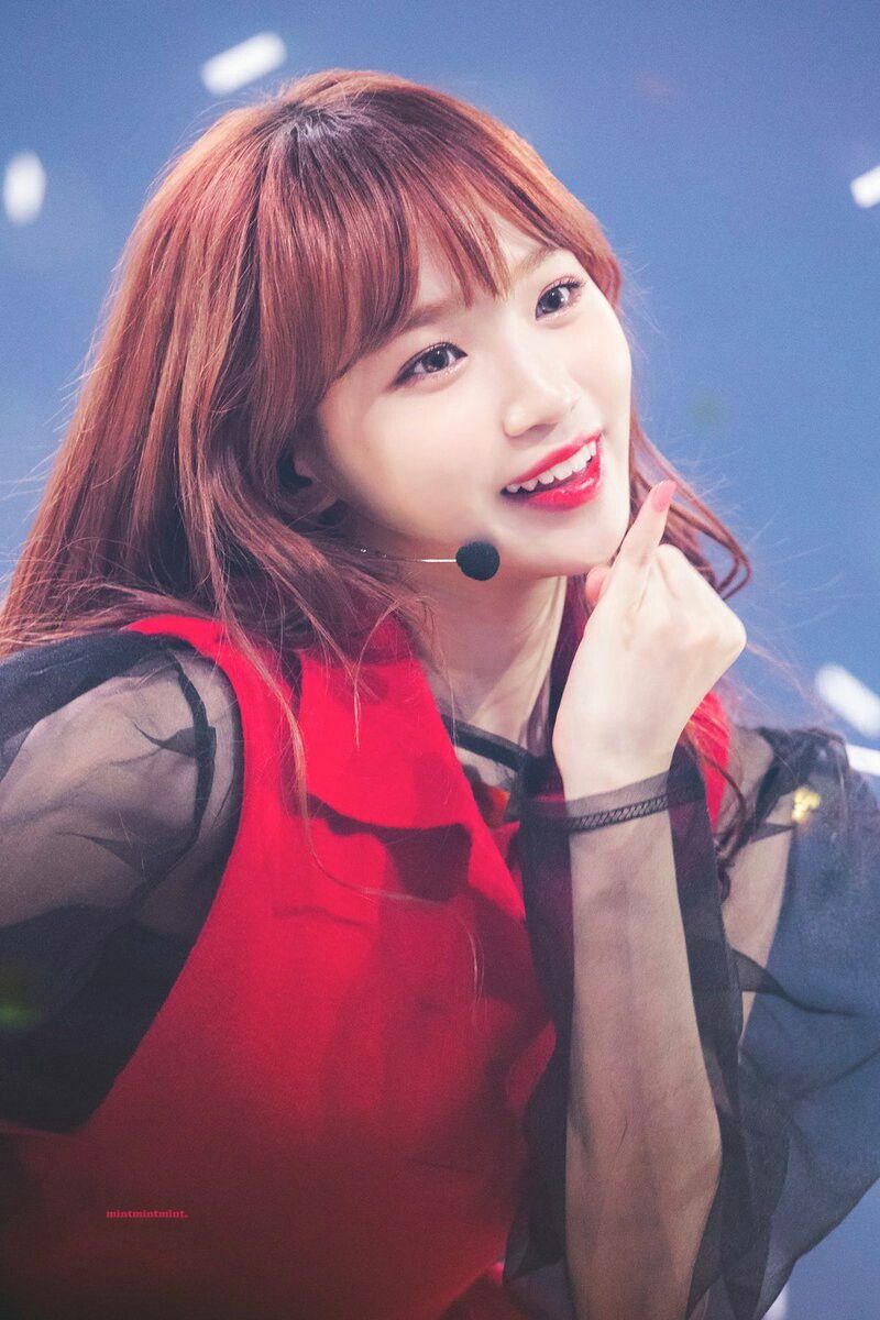 김채원 사진 모음 김채원 사진 모음