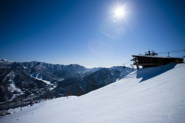 나에바산 스키장 이미지입니다,