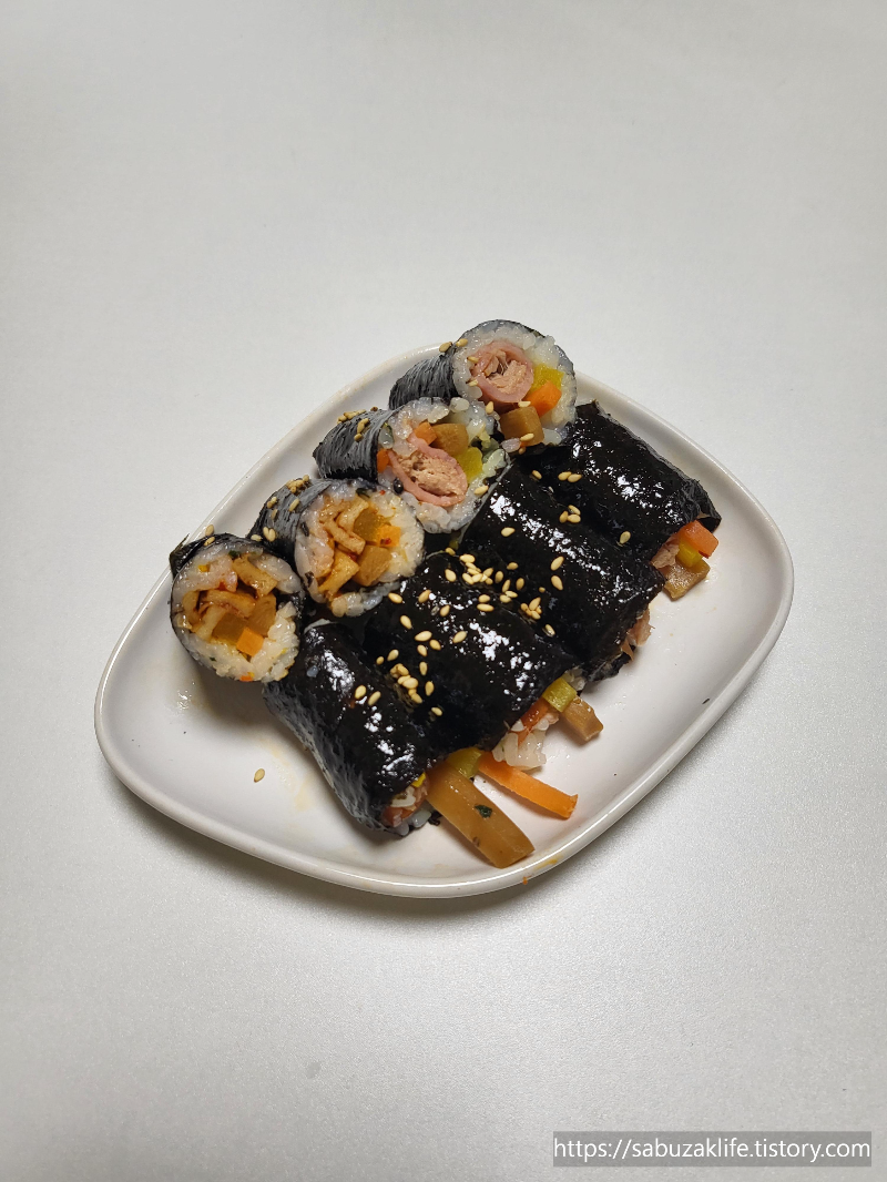 참치햄말이 미니 김밥 완성 2