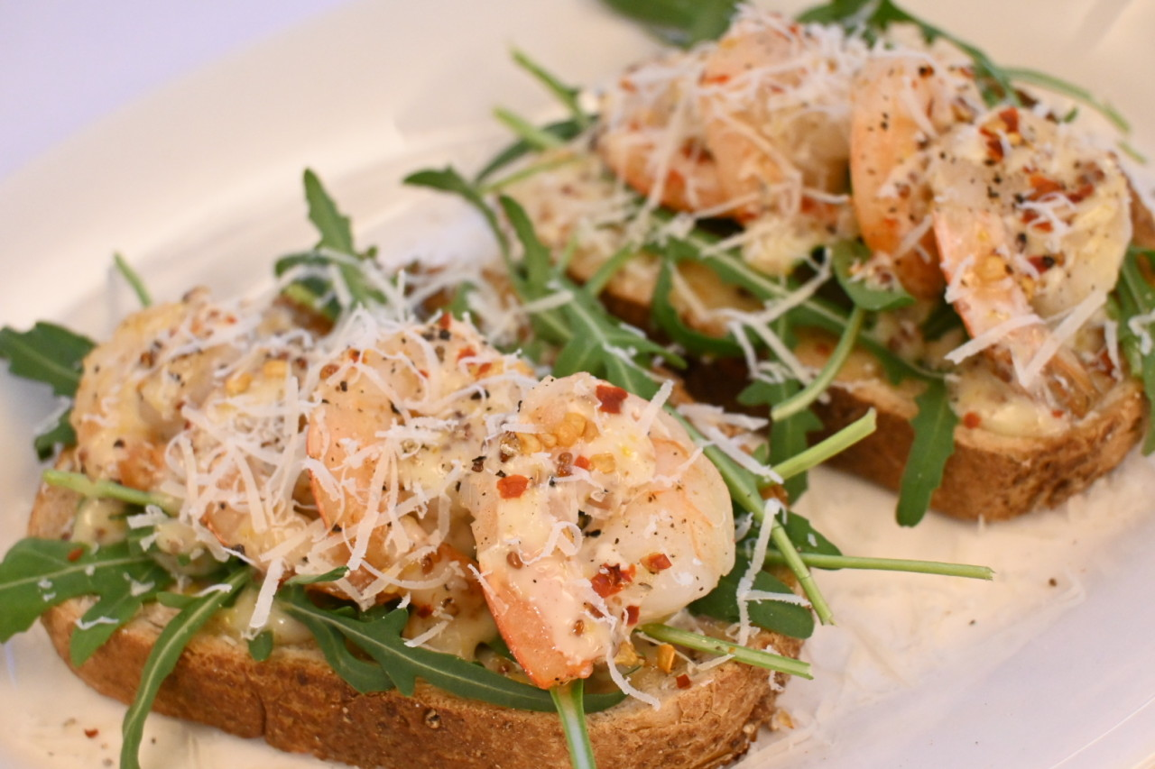 생생정보 내도 유경식당 거제도외포멸치 바람의제트보트 안나의화원