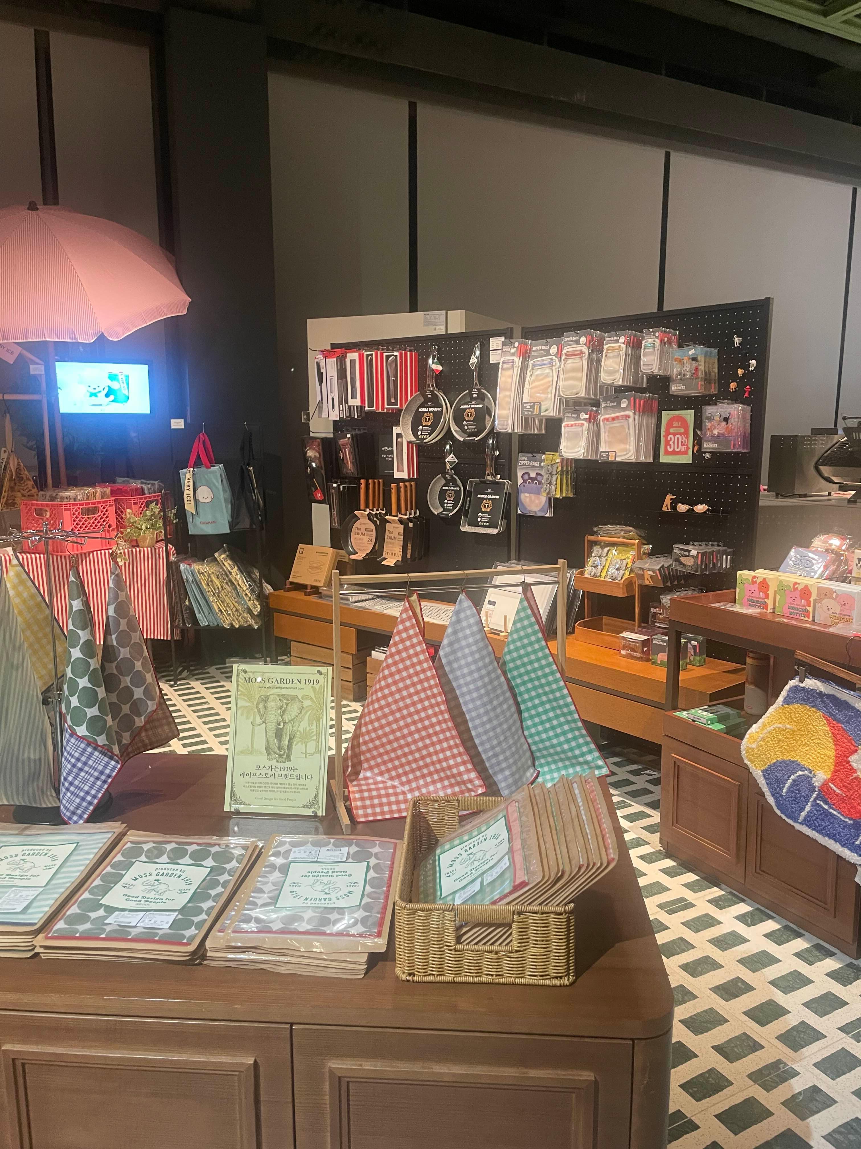 부산 기장 아난티 모비딕 마켓 