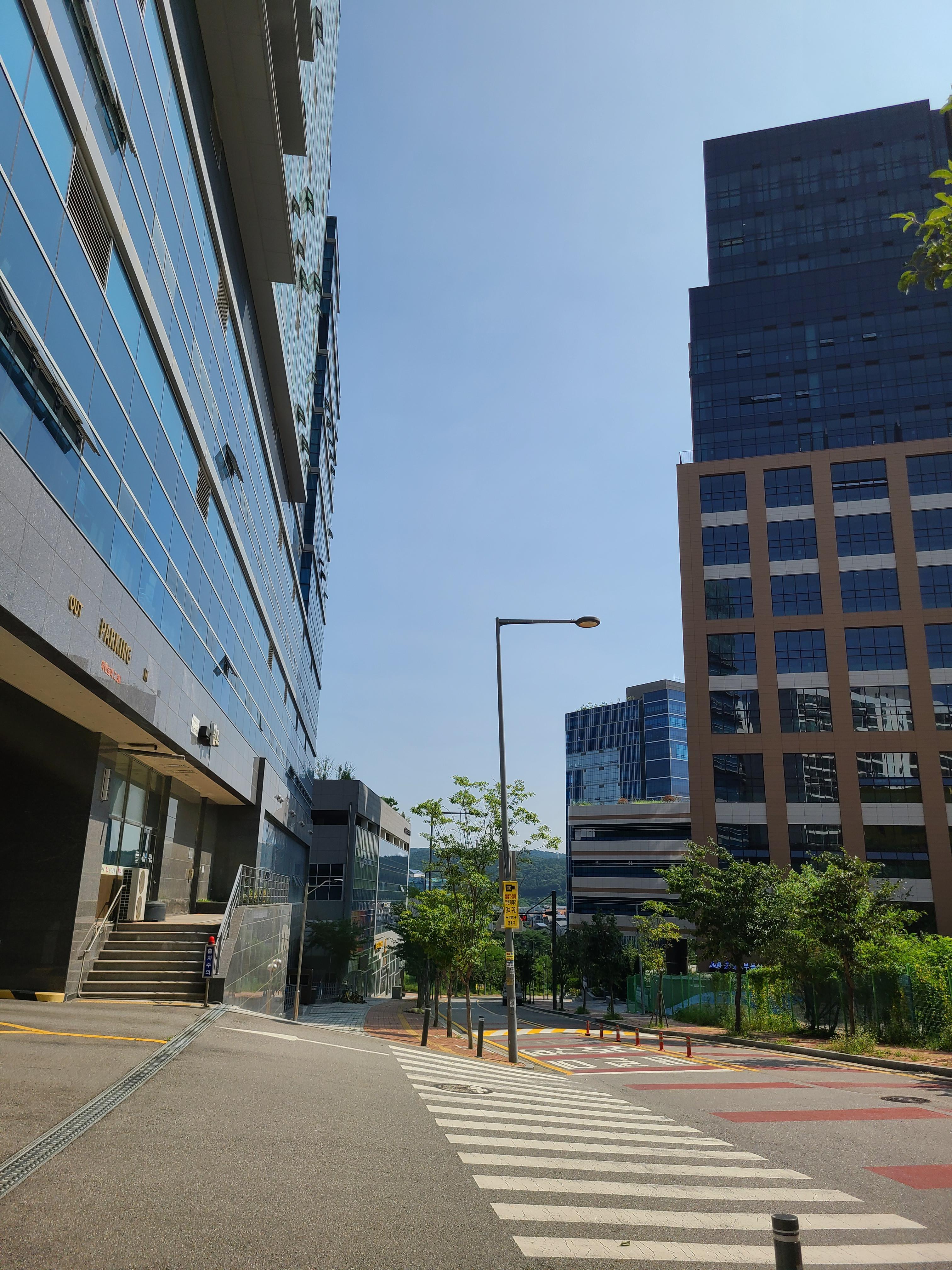 광교 센트럴비즈타워 외관 및 주변환경3