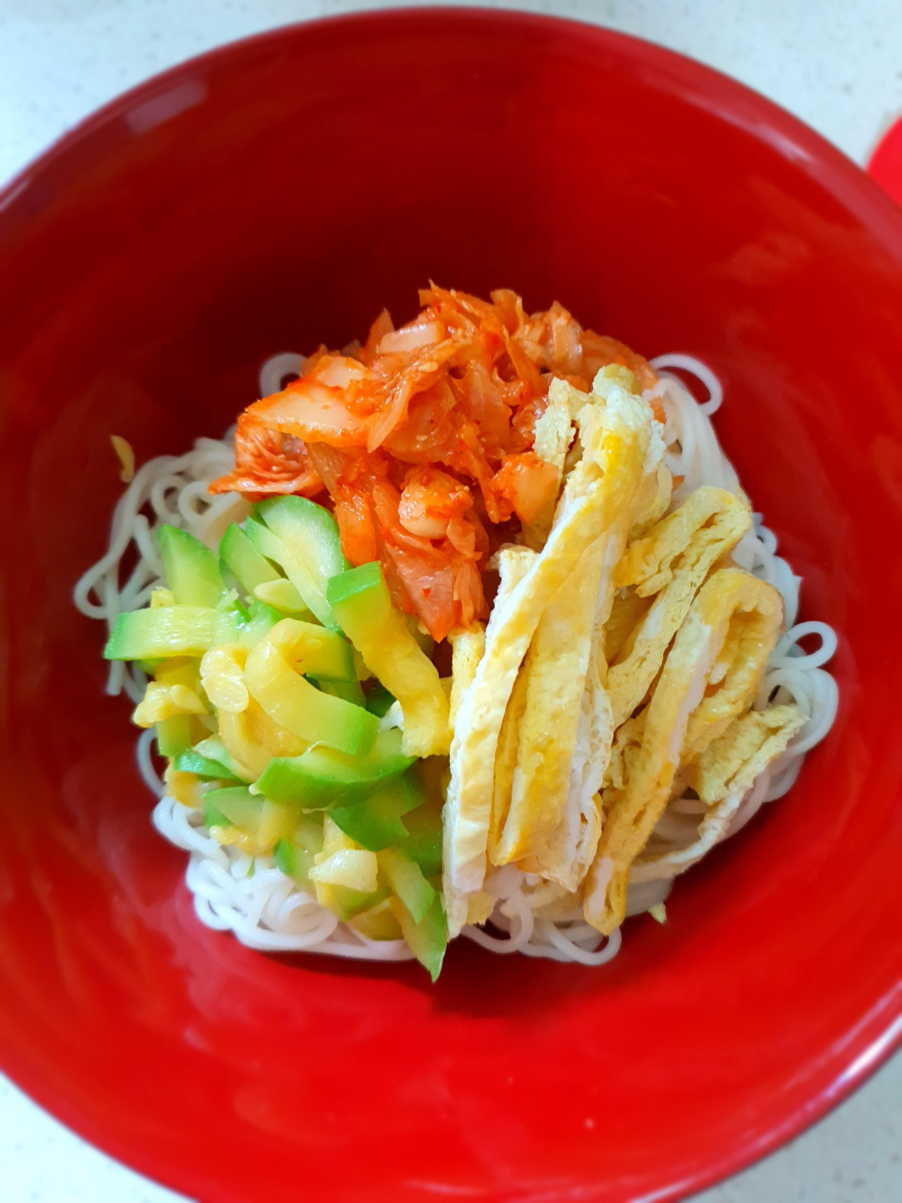 그릇에-예쁘게-담아요.